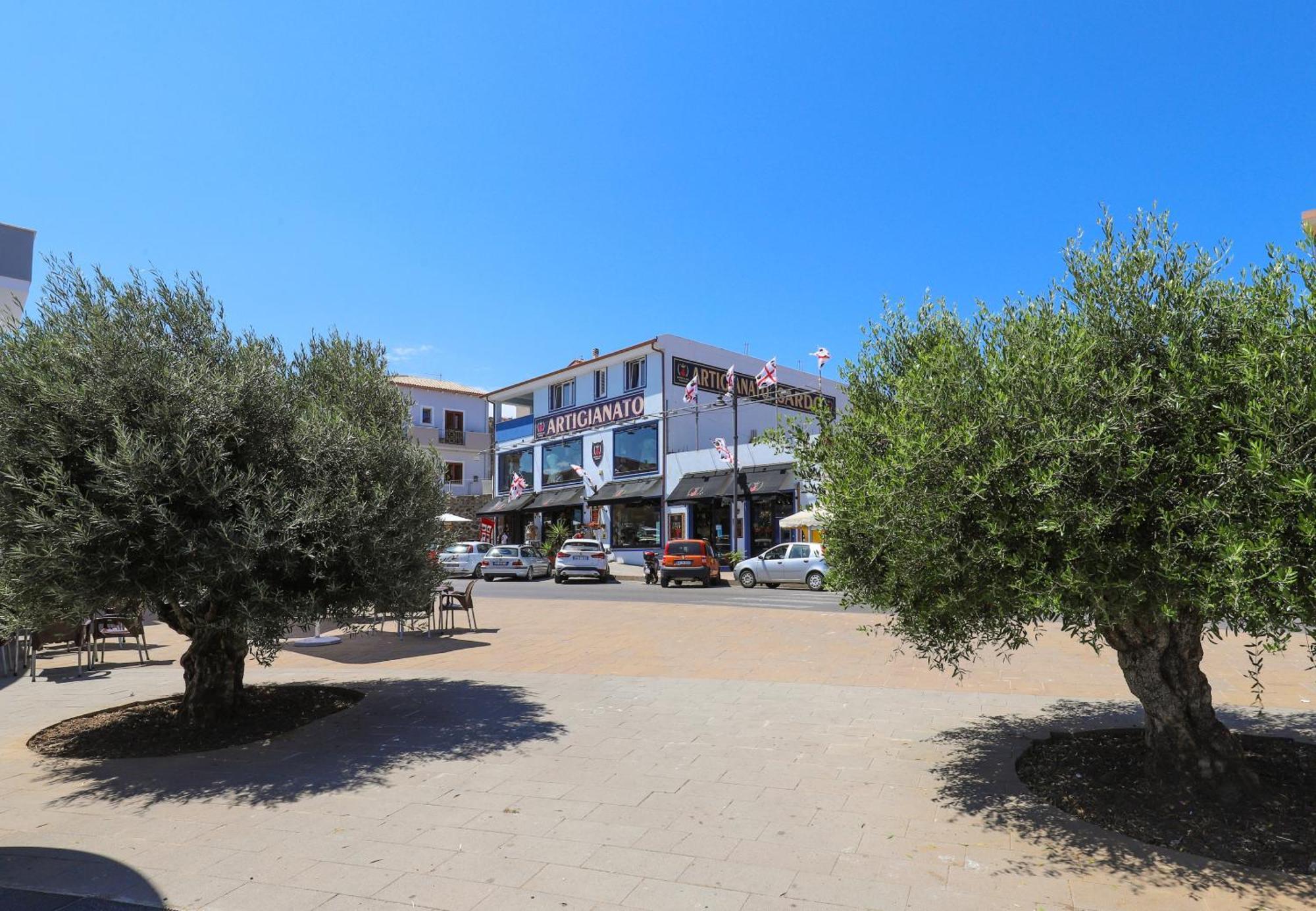 The Square Castelsardo Hotel Buitenkant foto